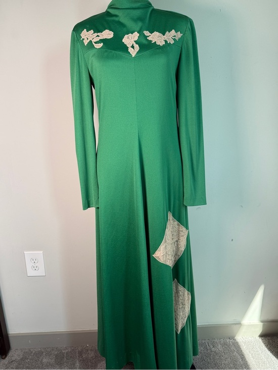 House of Branell Dresses & Skirts - House of Branell Vintage 70s Green Maxi Dress Lace Appliqué - S/M